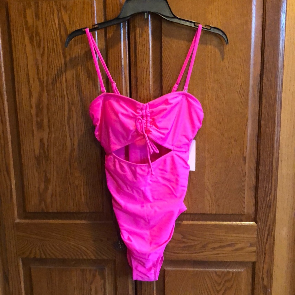 Pink bathing suit M